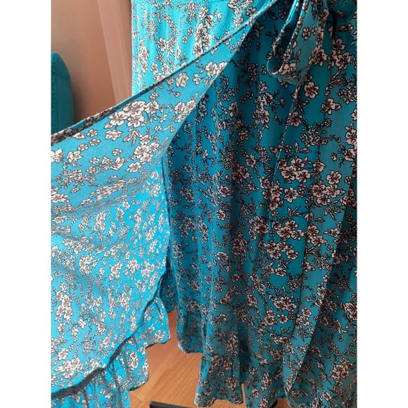 Ruffle Wrap Dress L/G 12/14 Bell Sleeves Floral NWT - Picture 5 of 10